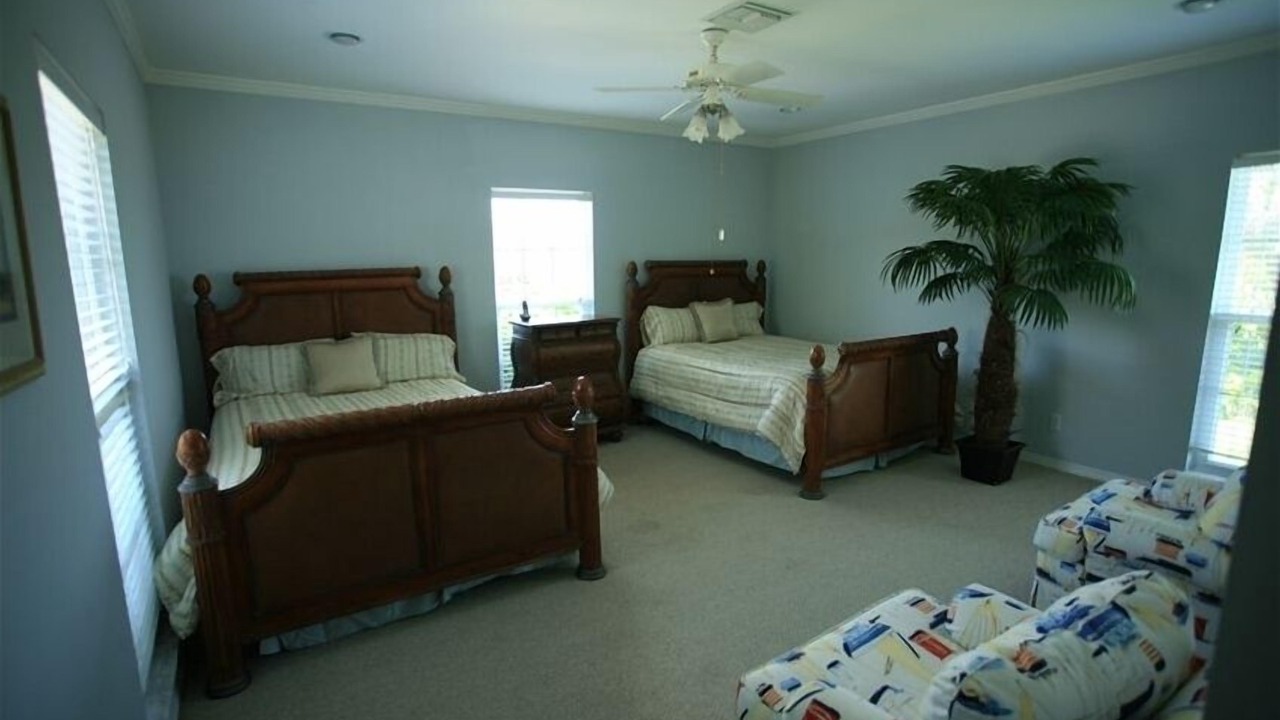 Photo of Bedroom in Orchid Island