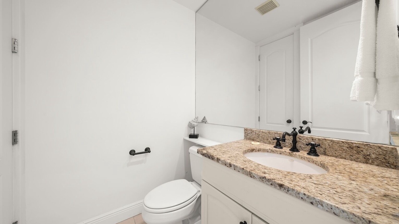 Photo of Bathroom in The Dunes