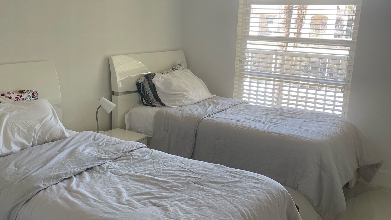 Photo of Bedroom in Stoneybrook