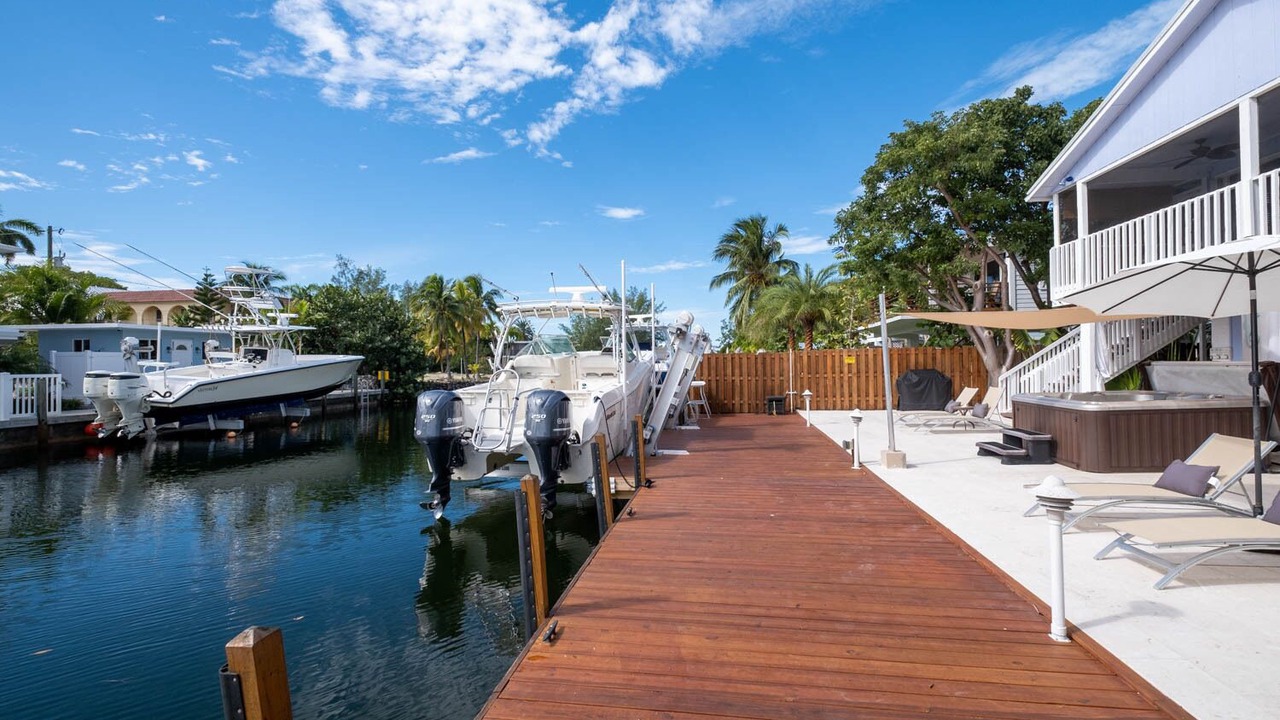 Photo of Patio Balcony in Indian Waterways