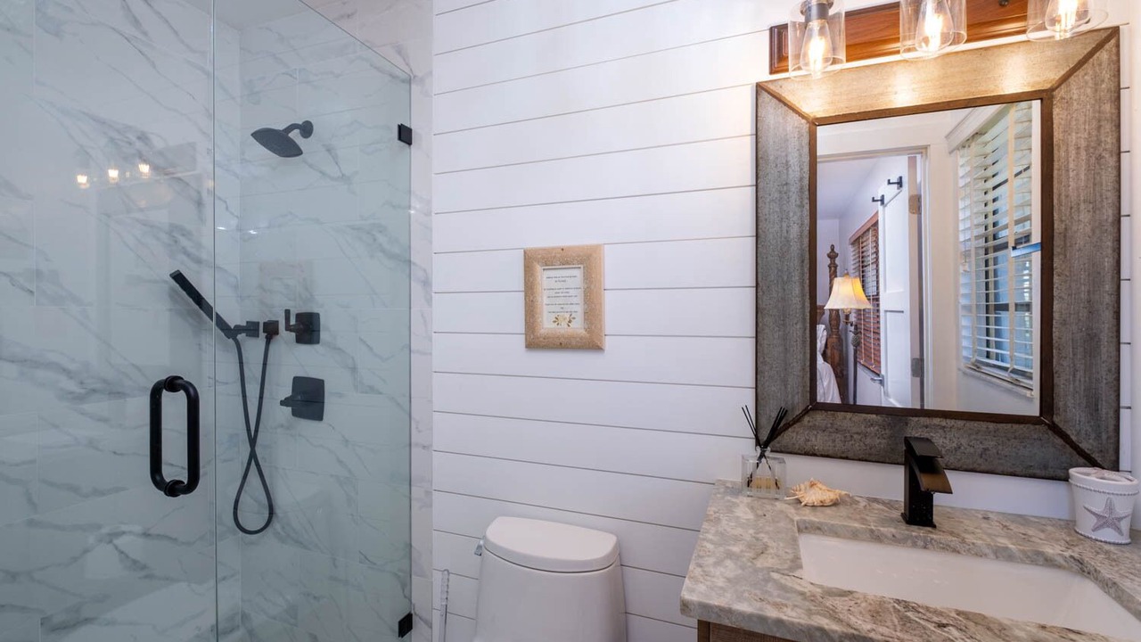 Photo of Bathroom in Indian Waterways