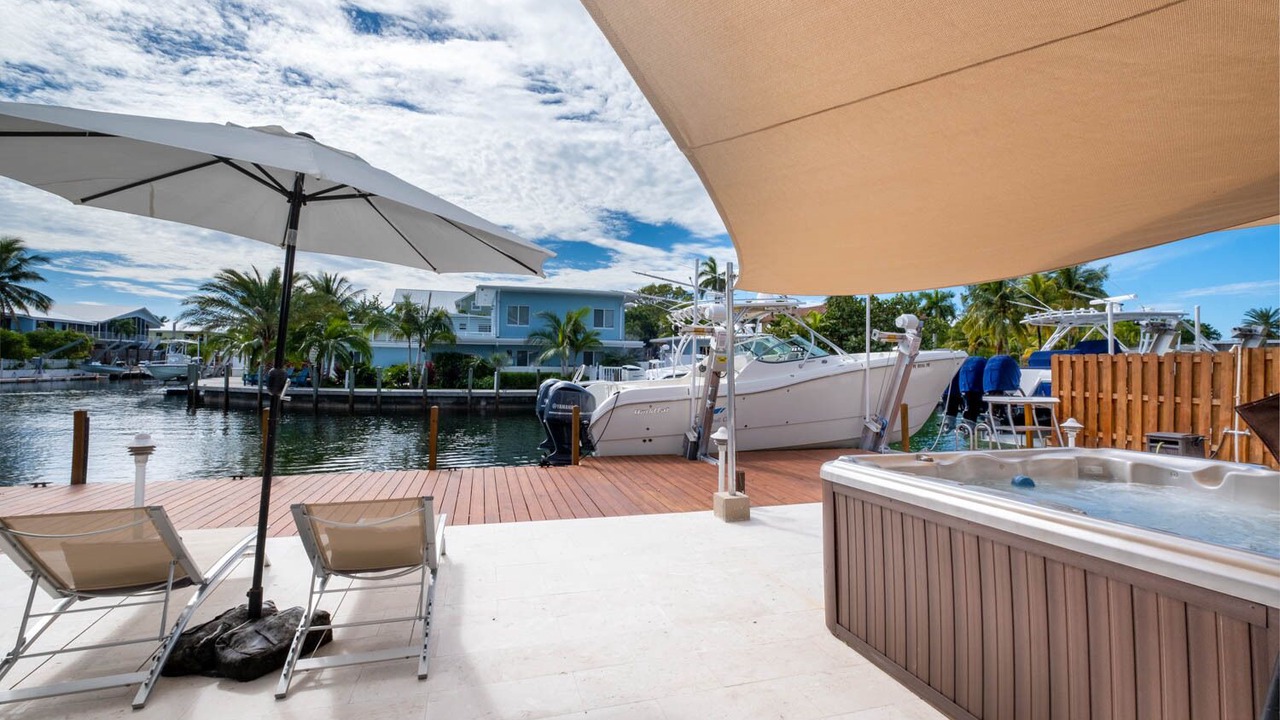 Photo of Patio Balcony in Indian Waterways