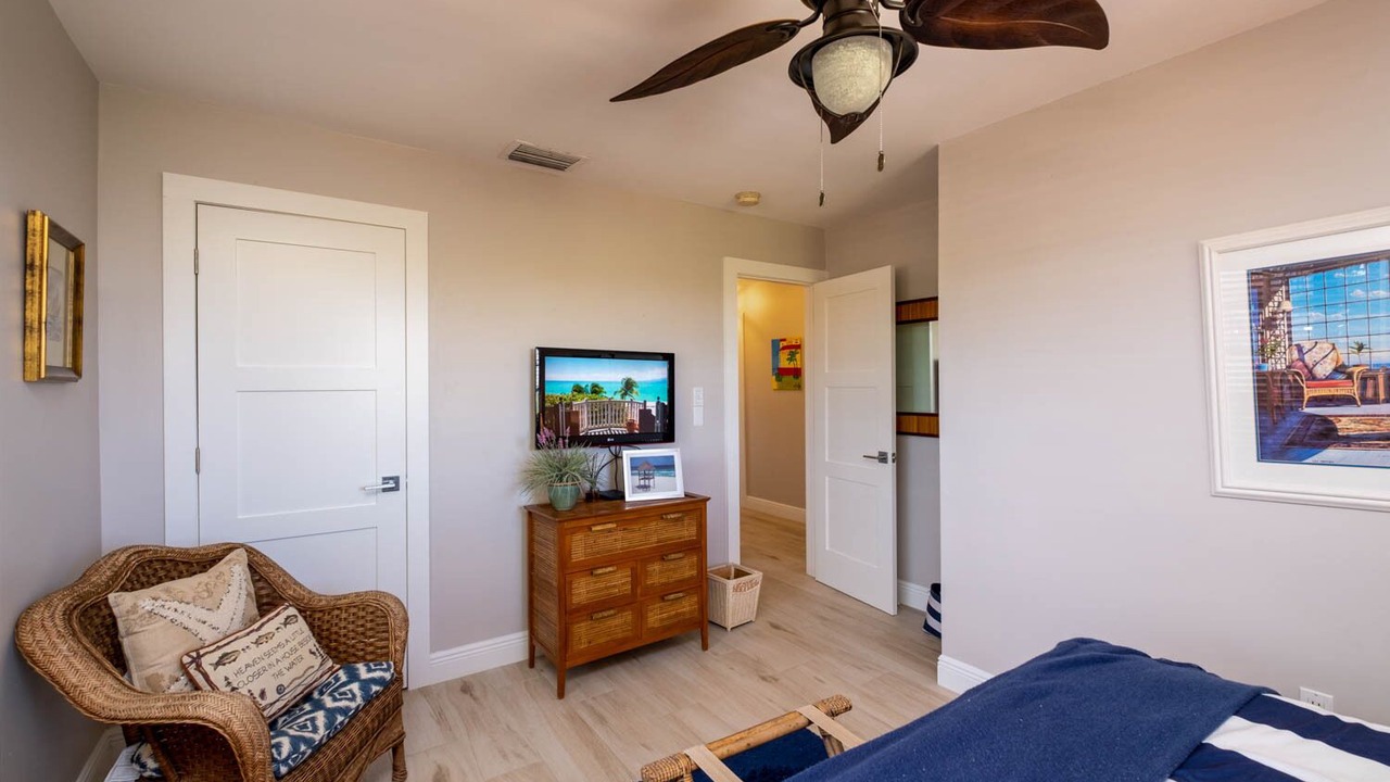 Photo of Bedroom in Indian Waterways