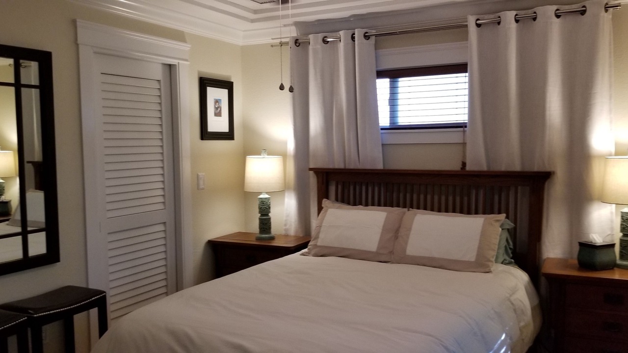 Photo of Bedroom in Gillespie Park