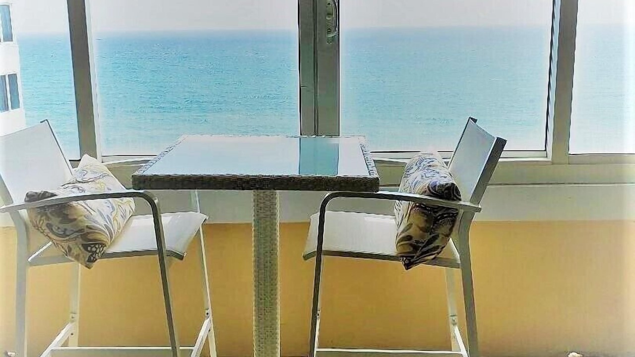 Photo of Patio Balcony in Galt Mile