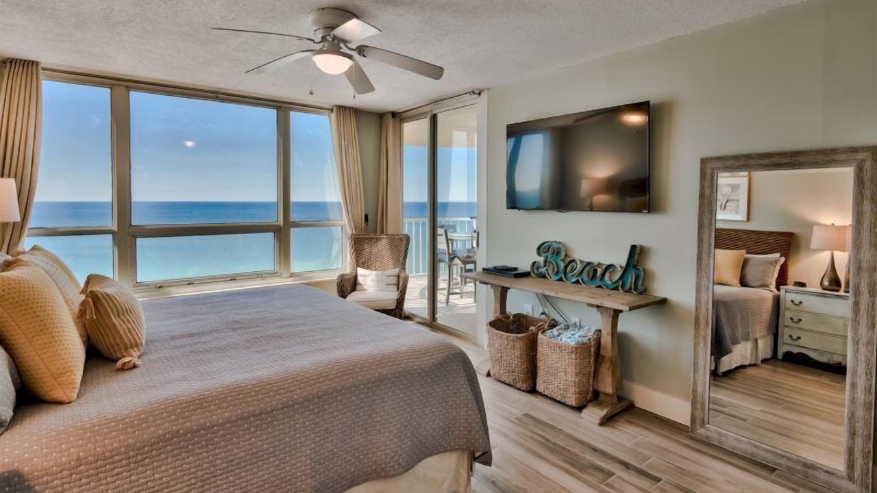 Photo of Bedroom in Miramar Beach