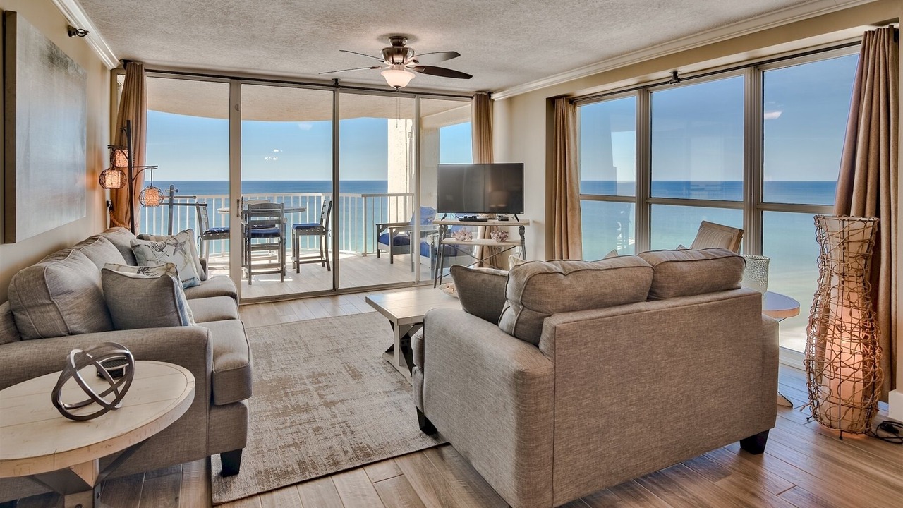 Photo of Livingroom in Miramar Beach