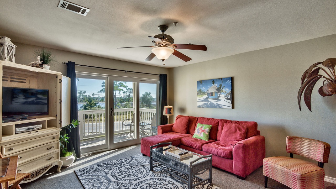 Photo of Livingroom in Innerarity Townhomes