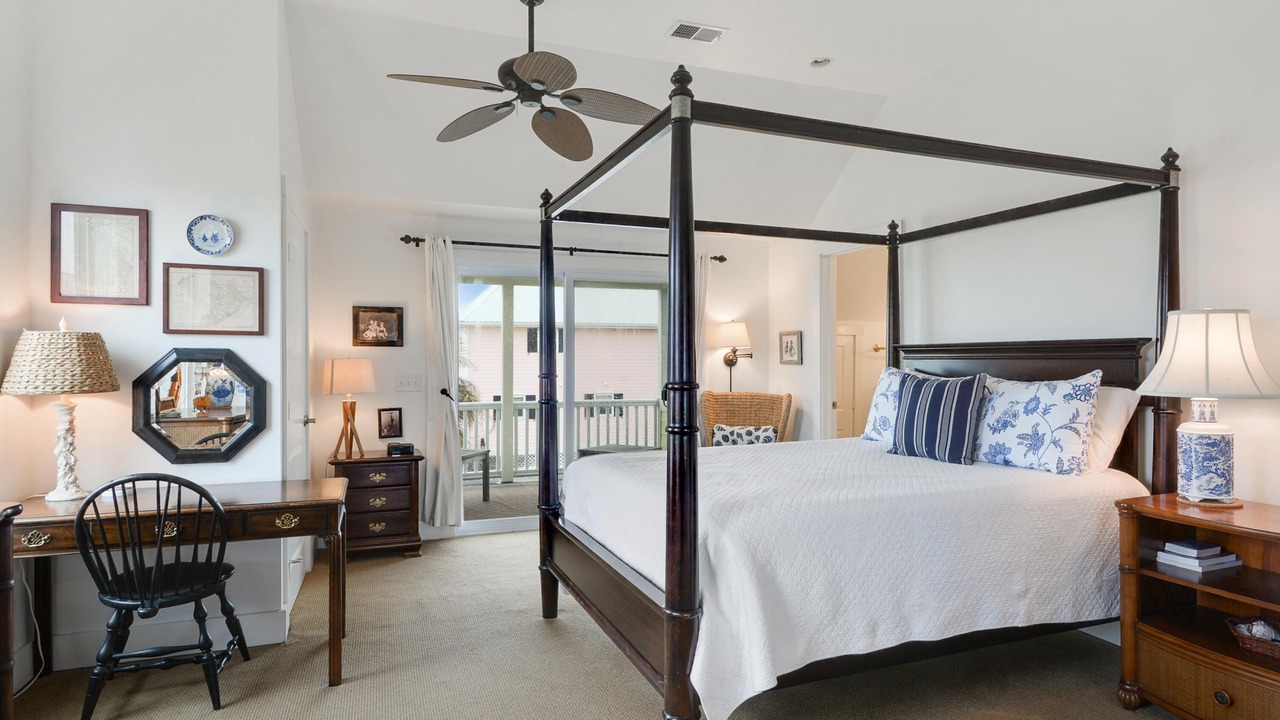 Photo of Bedroom in Beachwalk