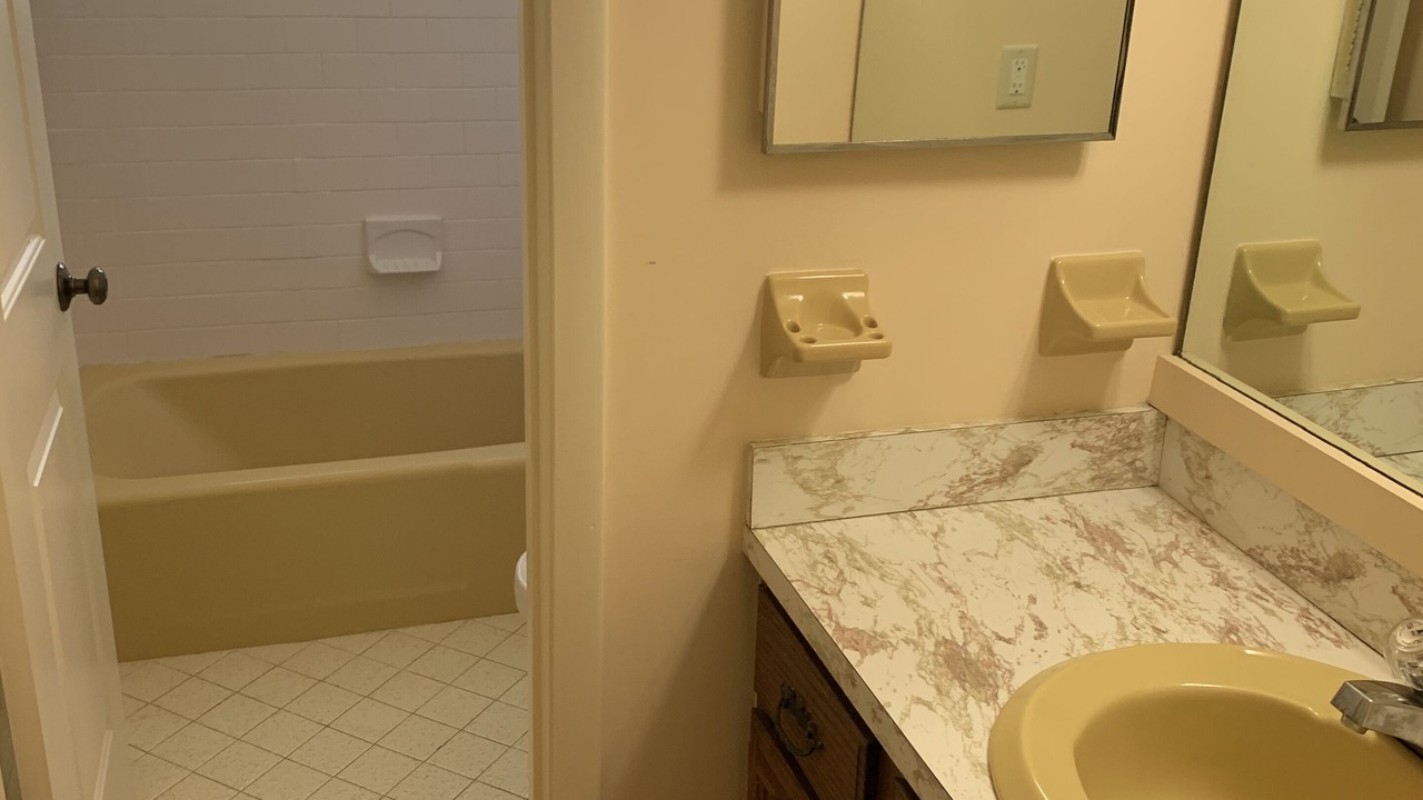 Photo of Bathroom in Jensen Beach