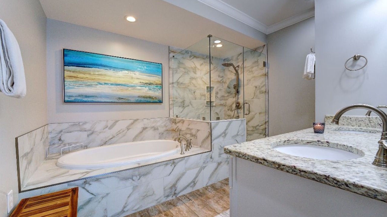 Photo of Bathroom in Crystal Beach