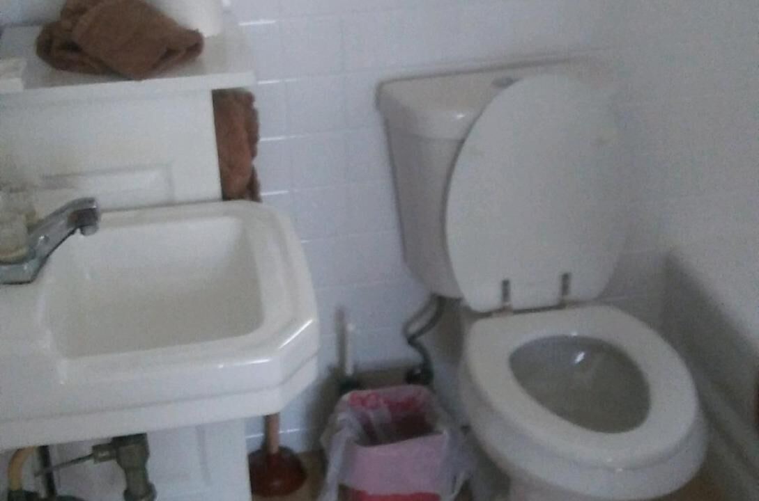 Photo of Bathroom in Treasure Island