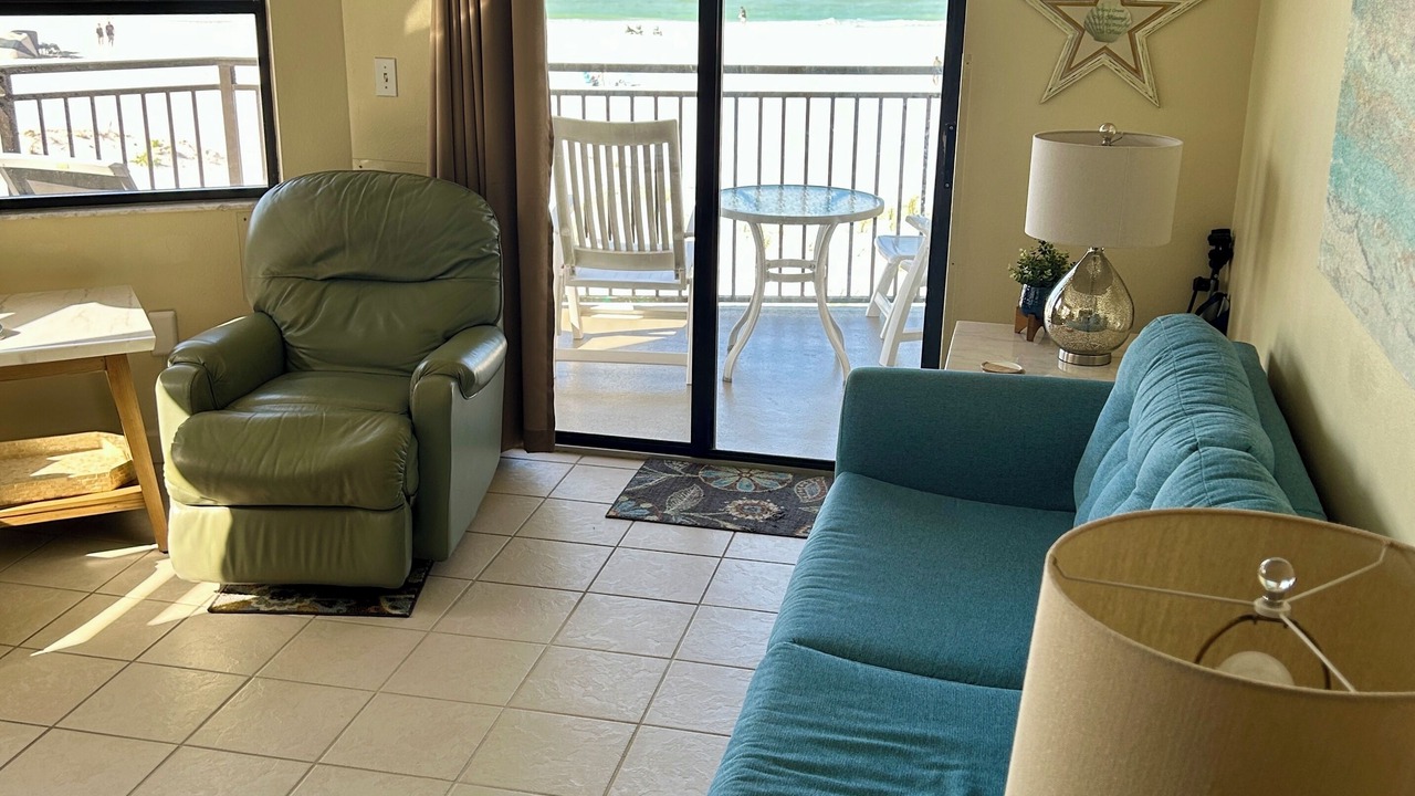 Photo of Livingroom in Belle Vista