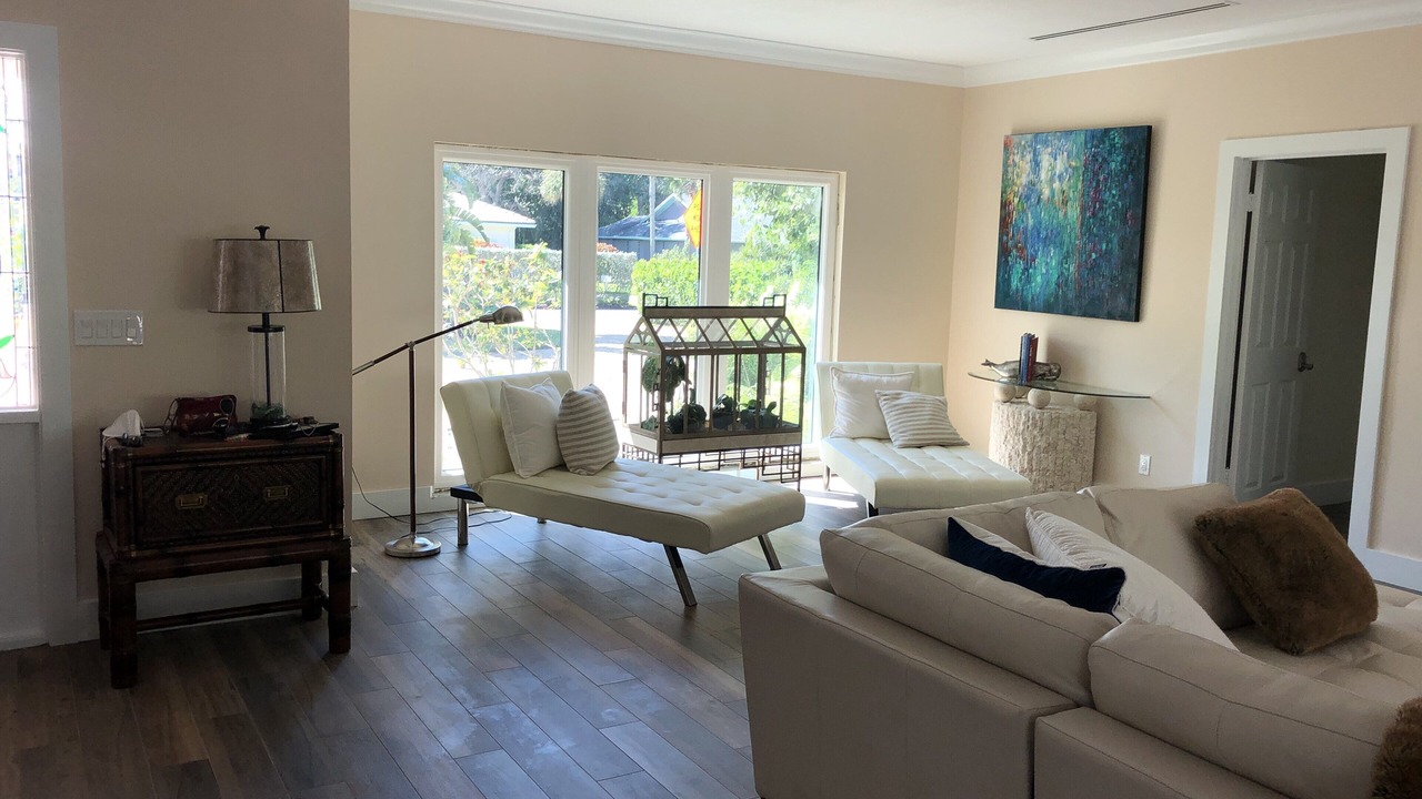 Photo of Livingroom in Indian River Shores