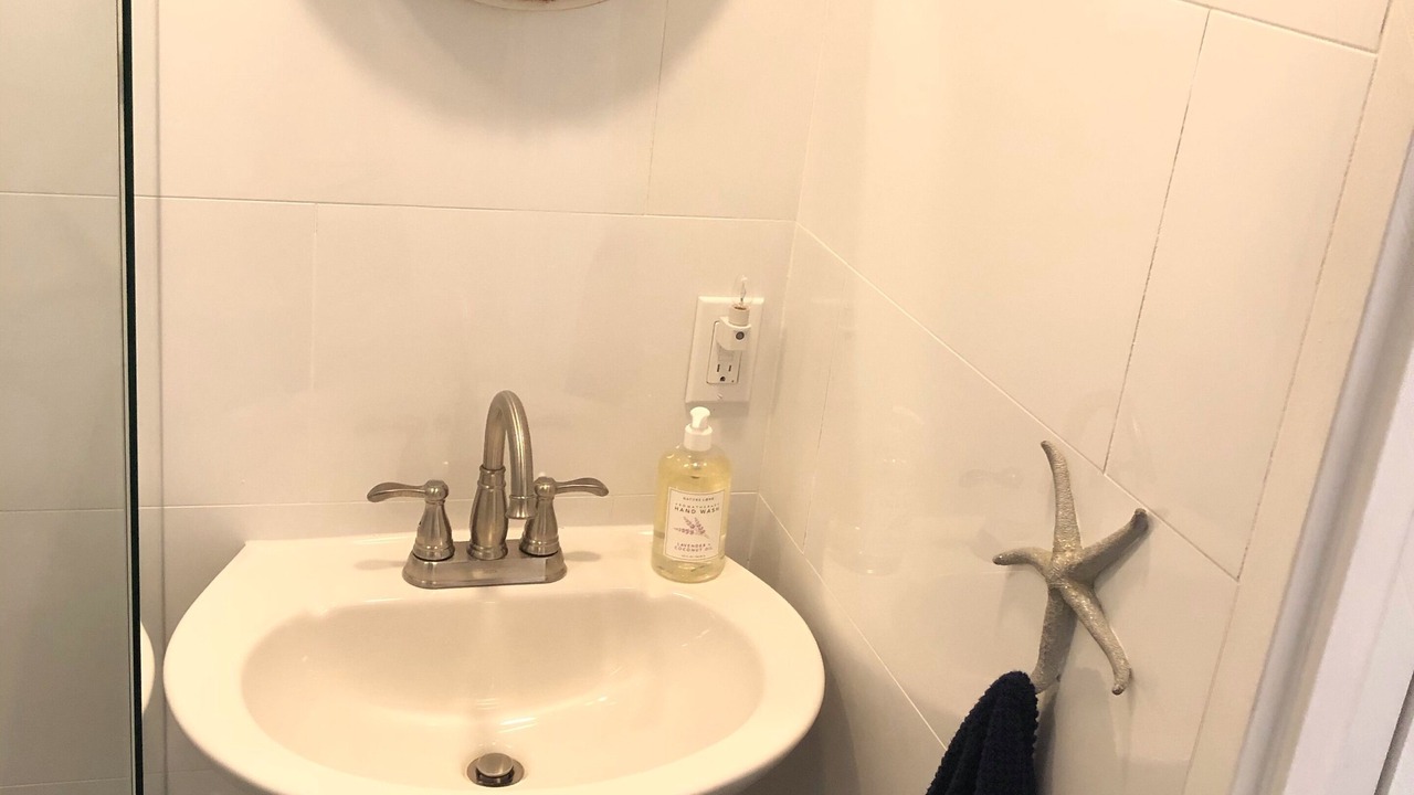 Photo of Bathroom in Indian River Shores