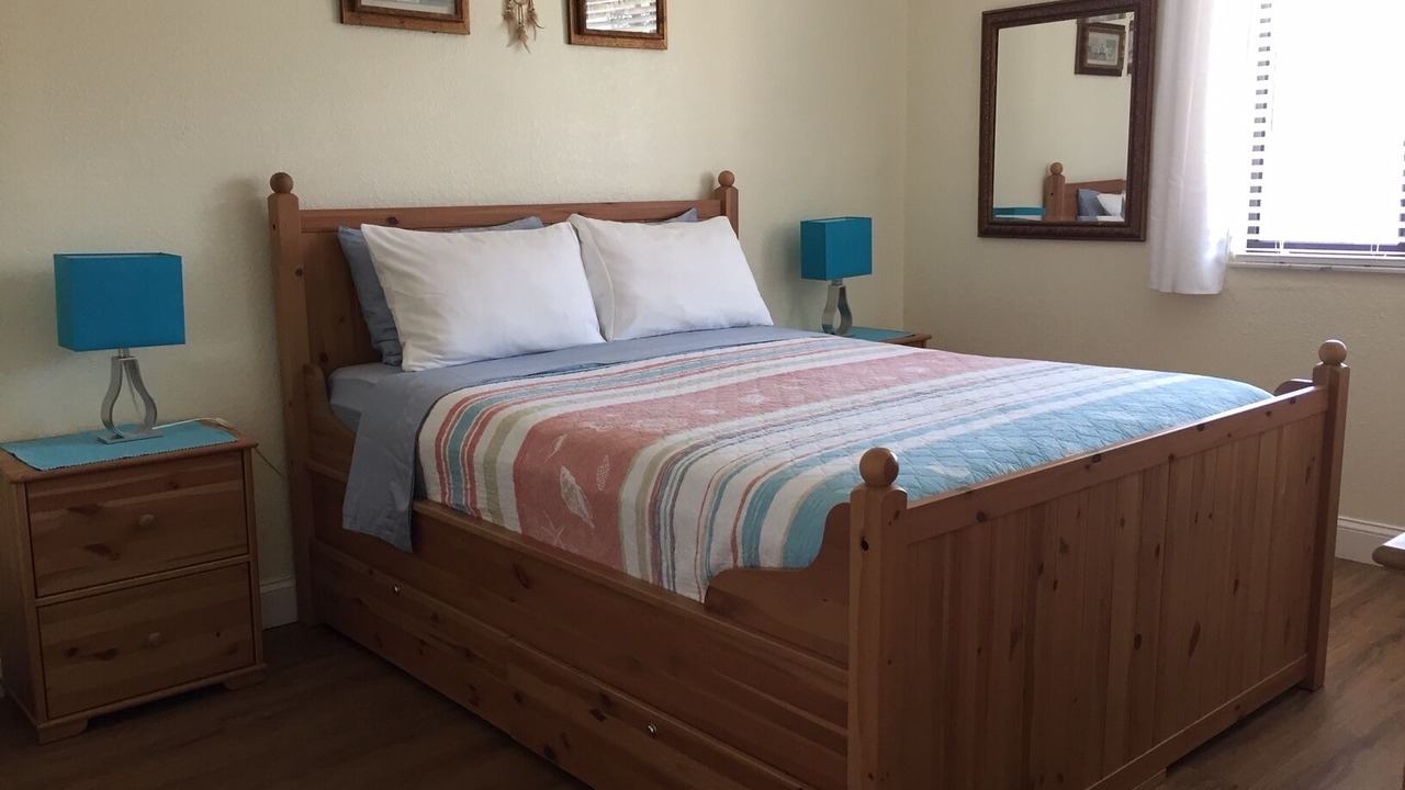 Photo of Bedroom in Redington Beach