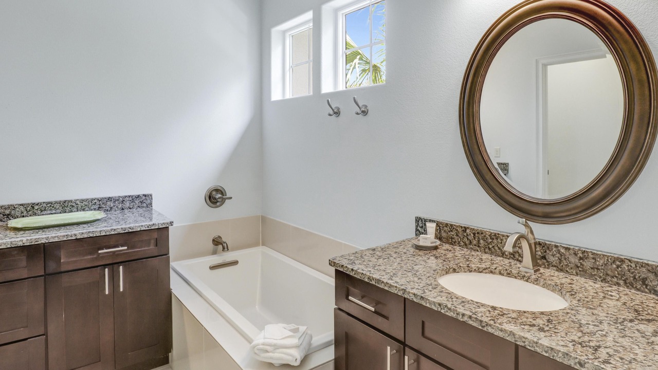 Photo of Bathroom in Villa Lago