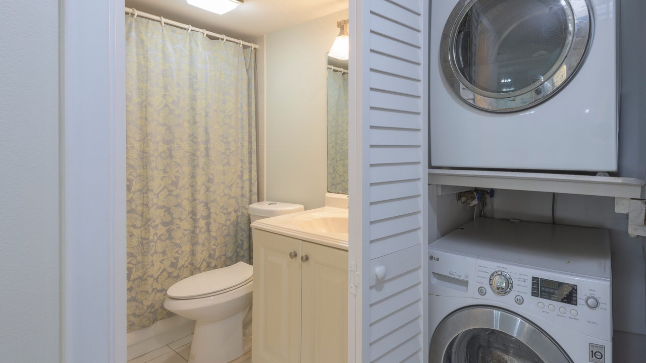 Photo of Bathroom in Fort Pierce Shores