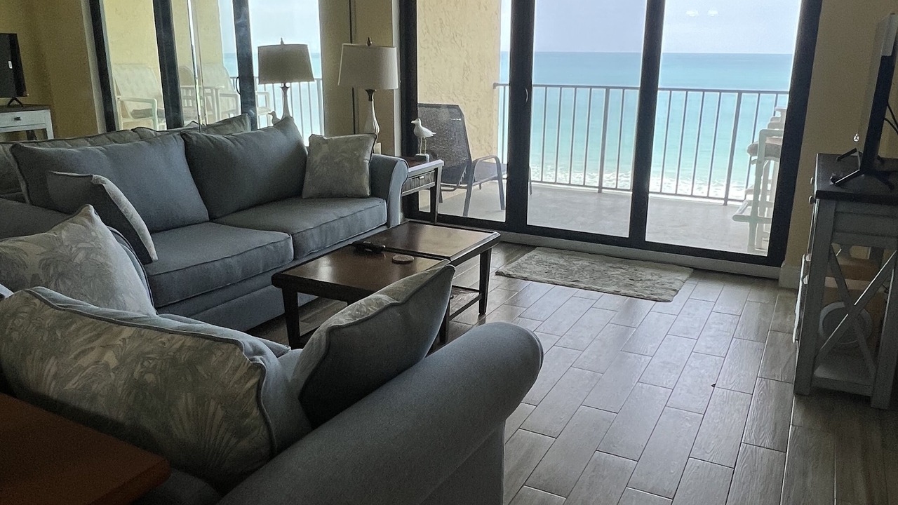 Photo of Livingroom in Fort Pierce Shores