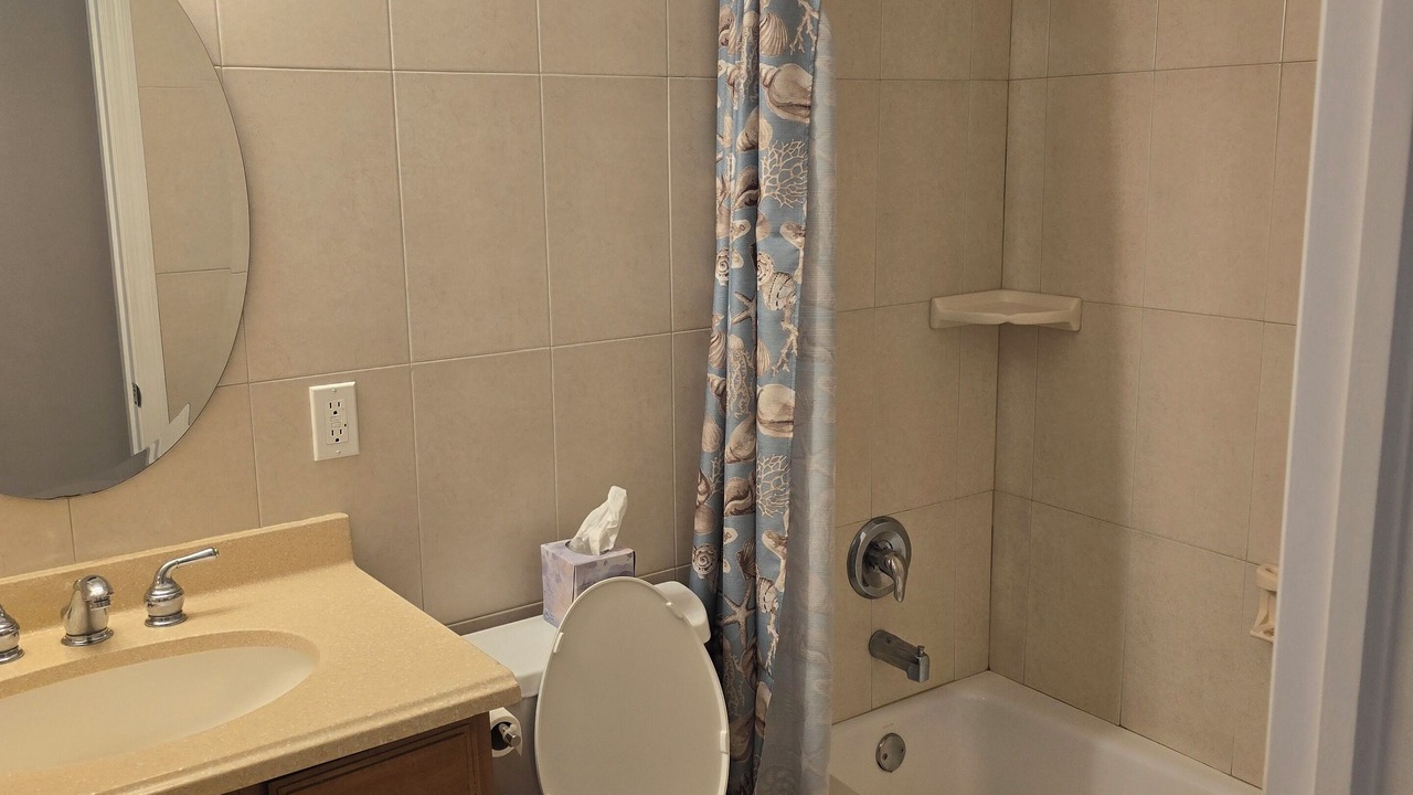 Photo of Bathroom in Key Colony Beach