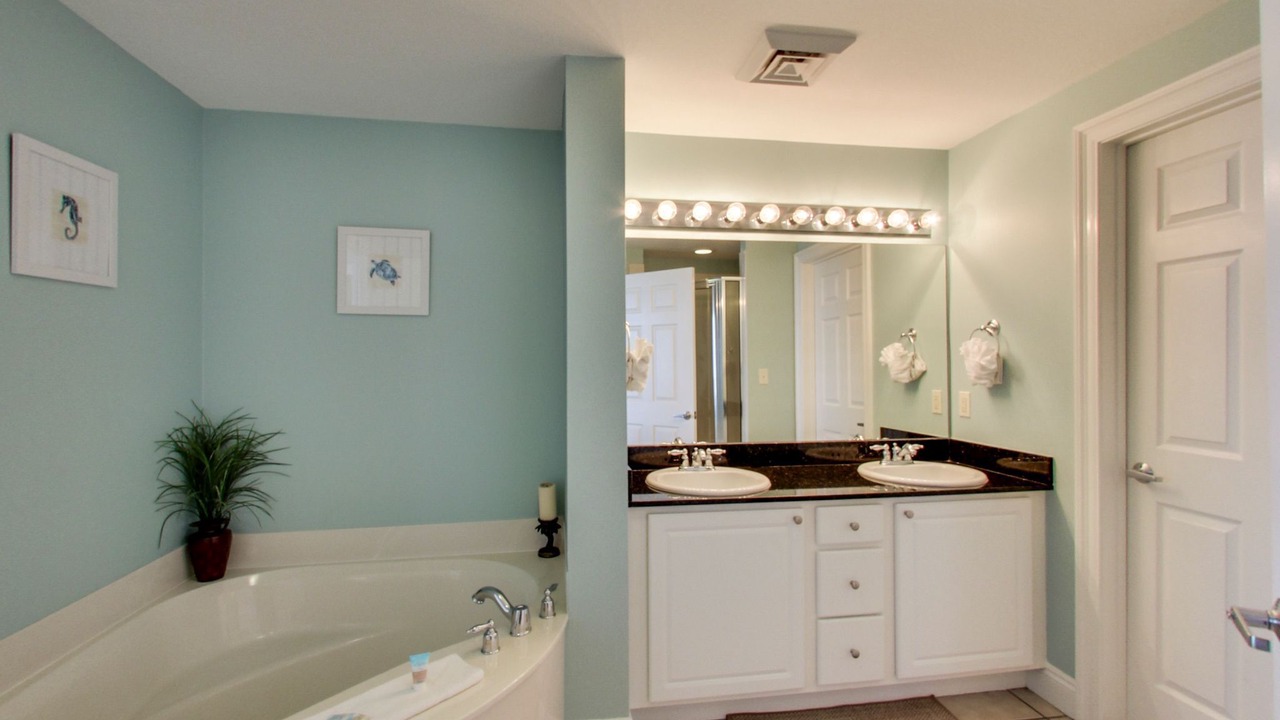 Photo of Bathroom in Panama City Beach