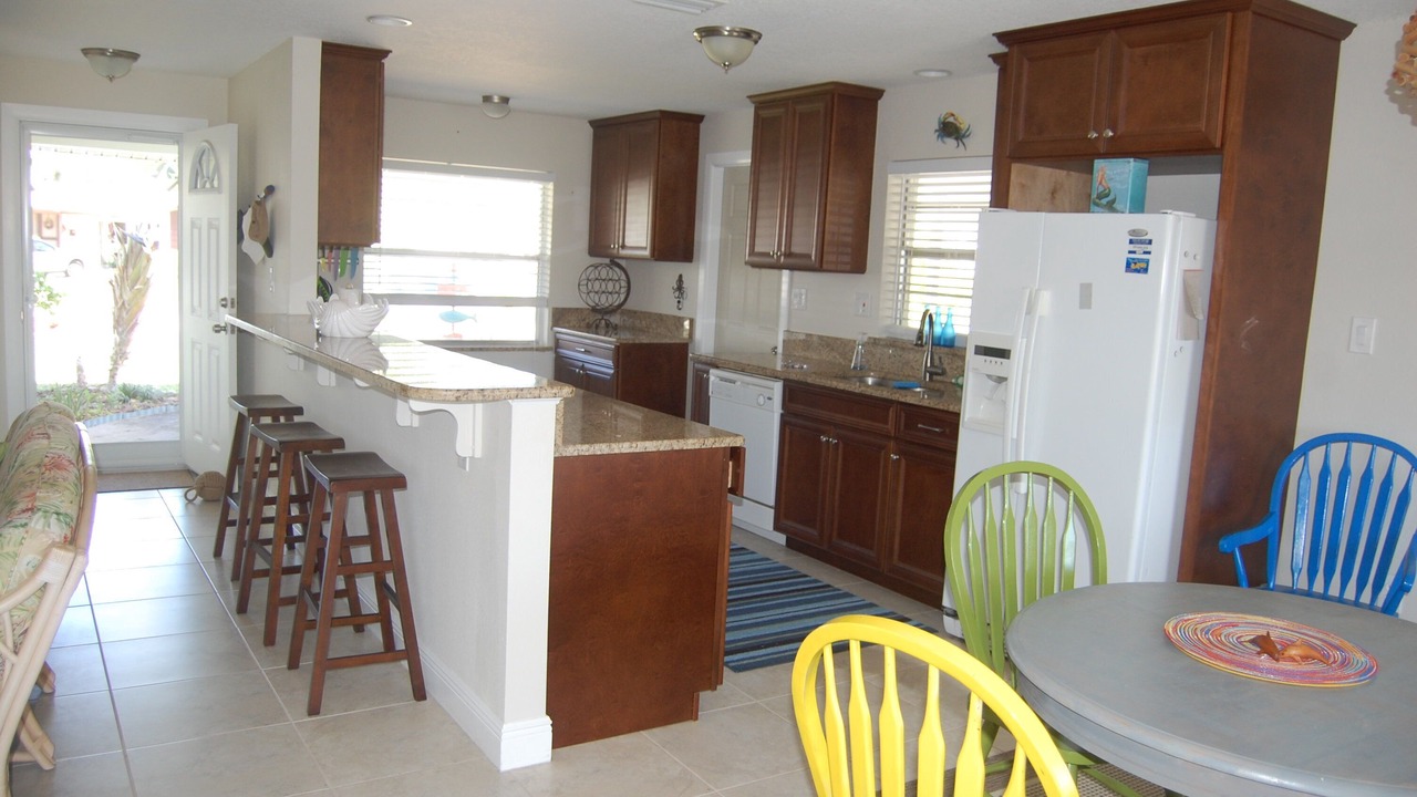 Photo of Kitchen in Surfside Estates