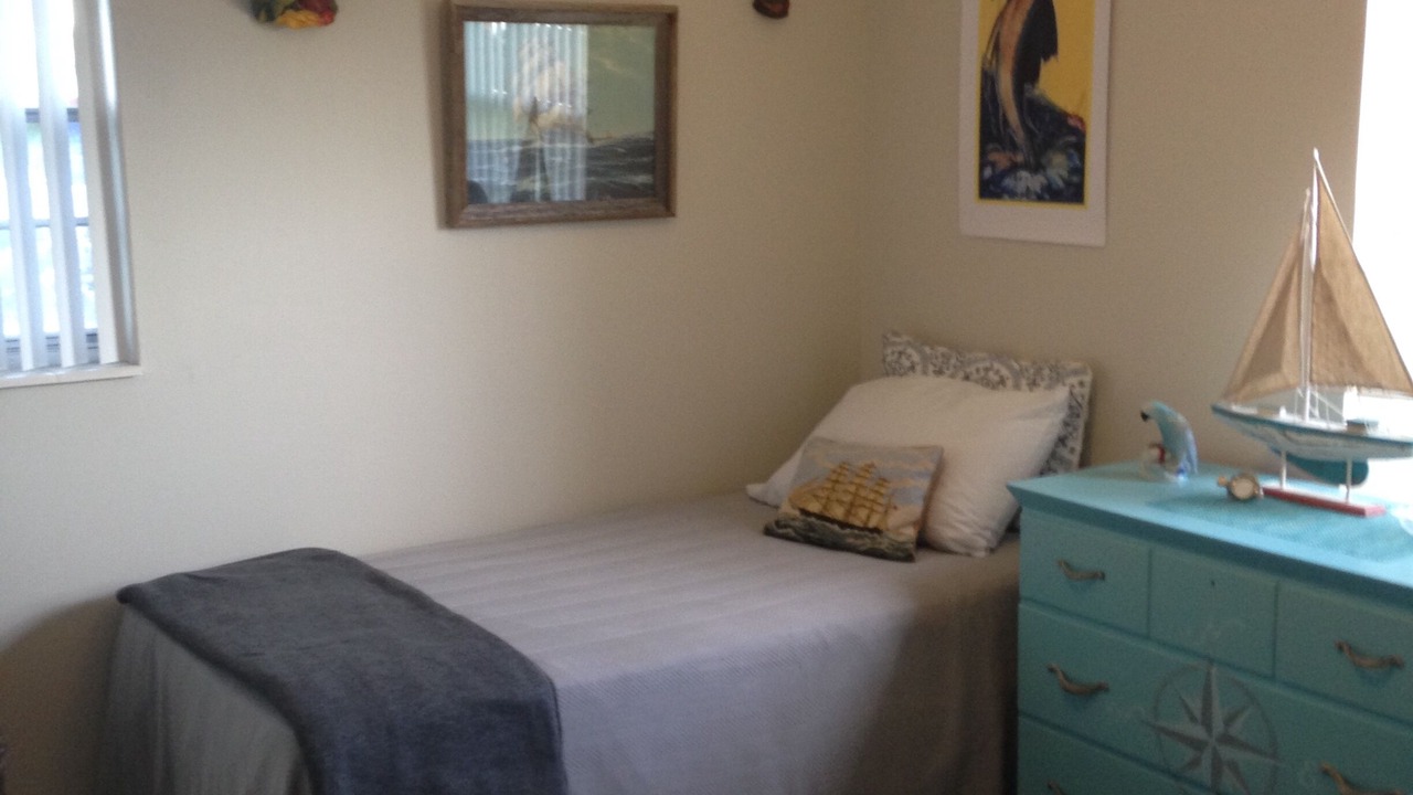Photo of Bedroom in Surfside Estates