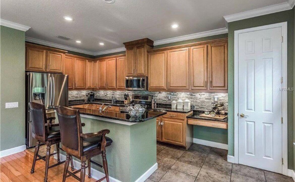 Photo of Kitchen in Courier City - Oscawana