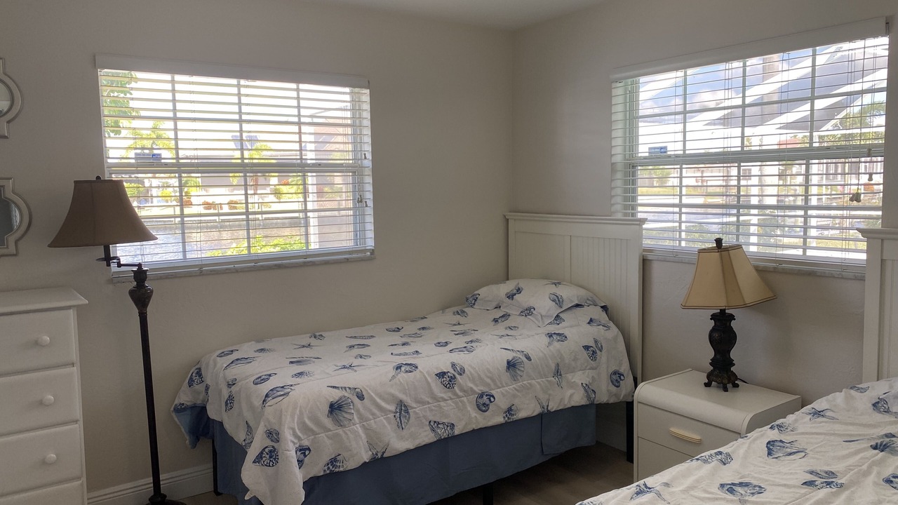 Photo of Bedroom in Caloosahatchee