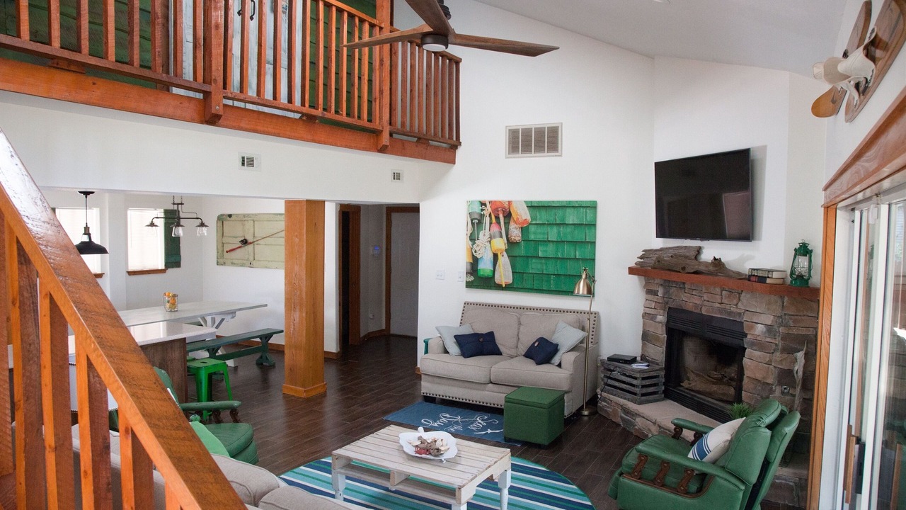 Photo of Livingroom in Gulf Breeze