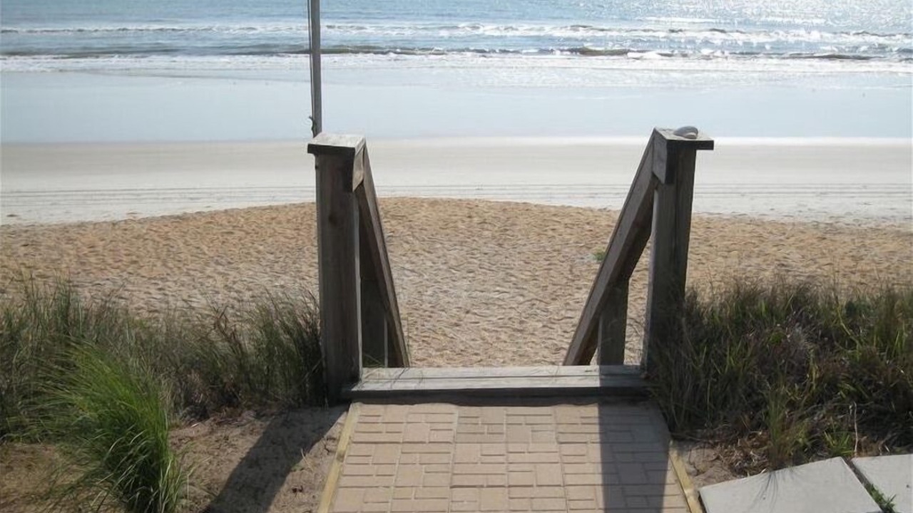 Photo of Others in Beverly Beach
