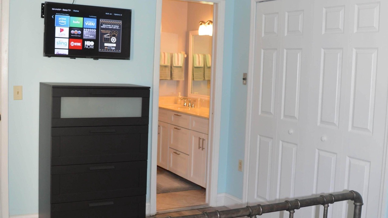 Photo of Bedroom in Ocean Woods