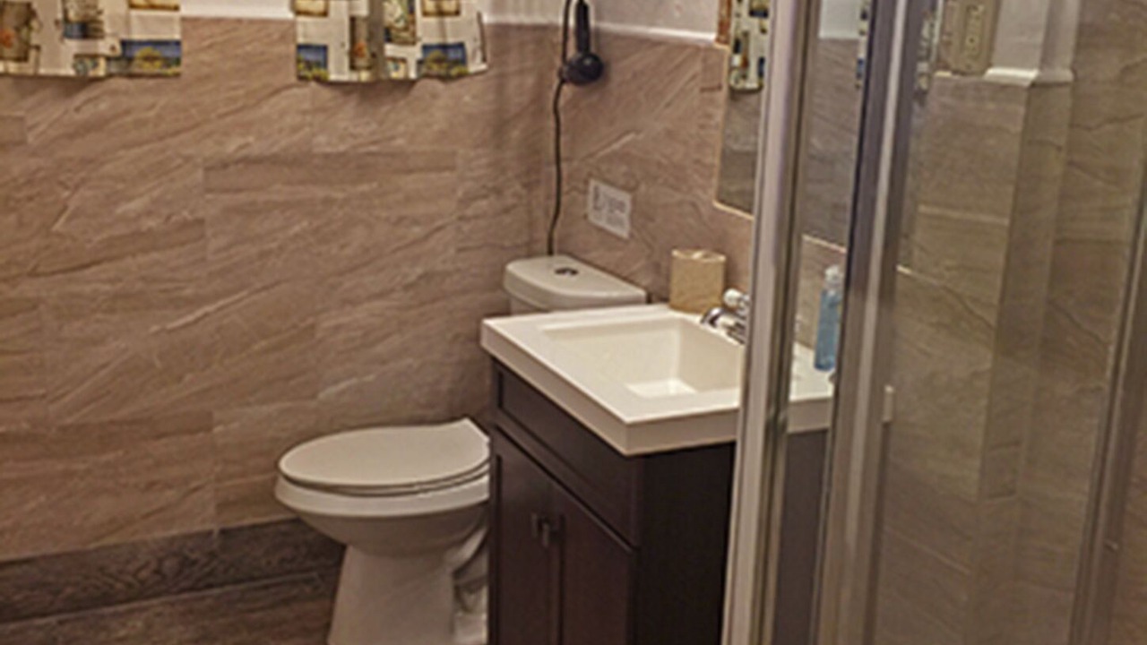 Photo of Bathroom in North Central Hollywood