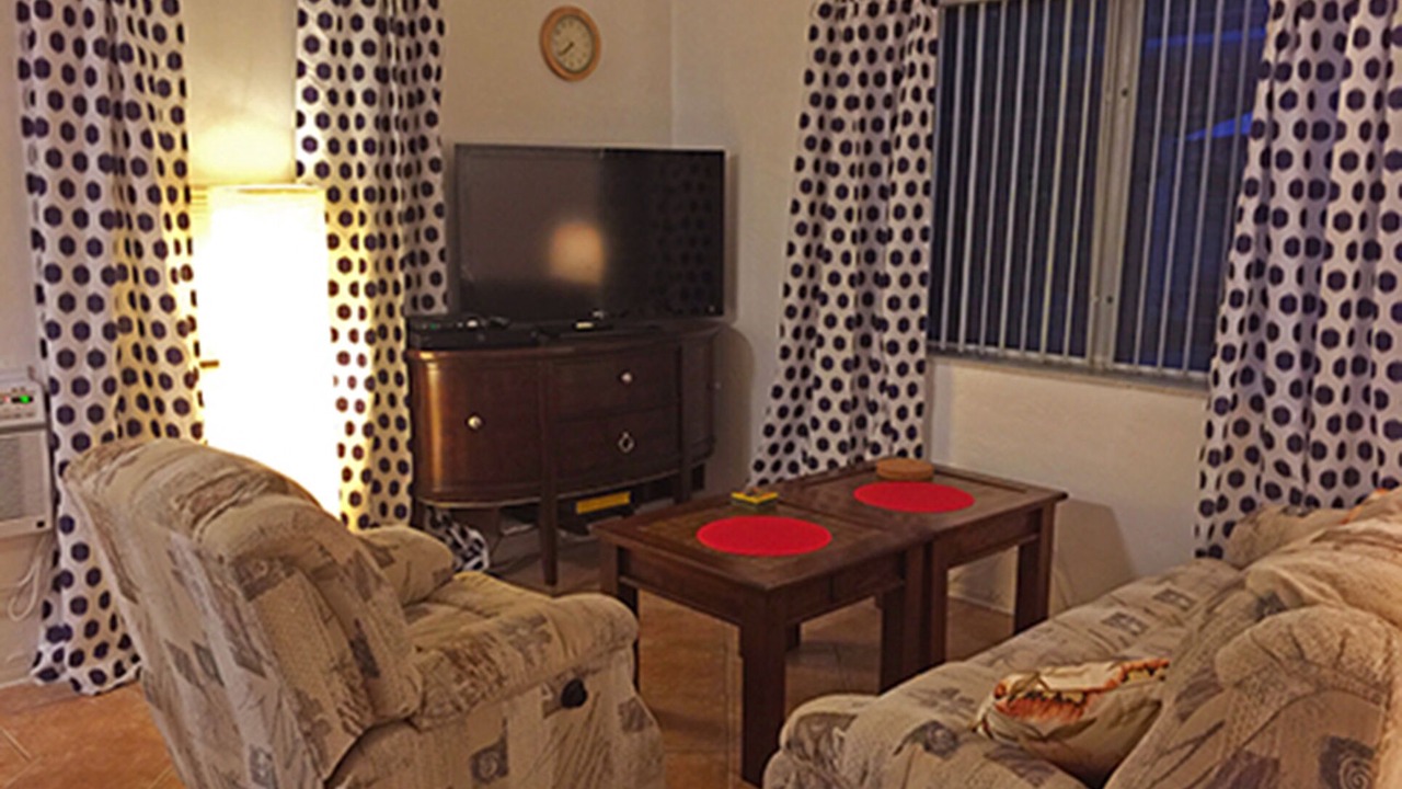 Photo of Livingroom in North Central Hollywood