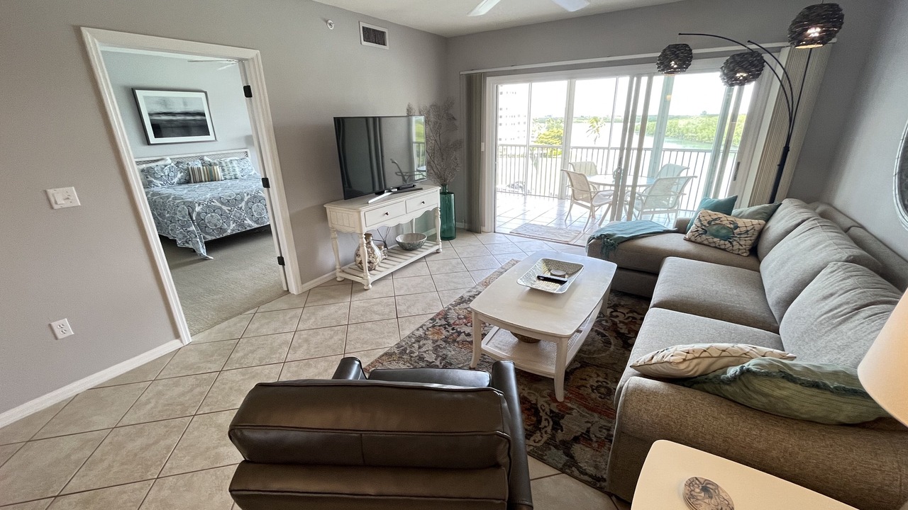 Photo of Bedroom in Vanderbilt Beach