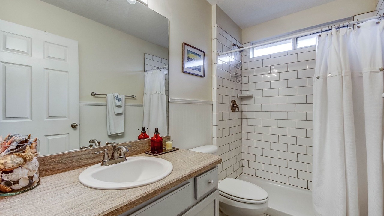 Photo of Bathroom in Fernandina Beach