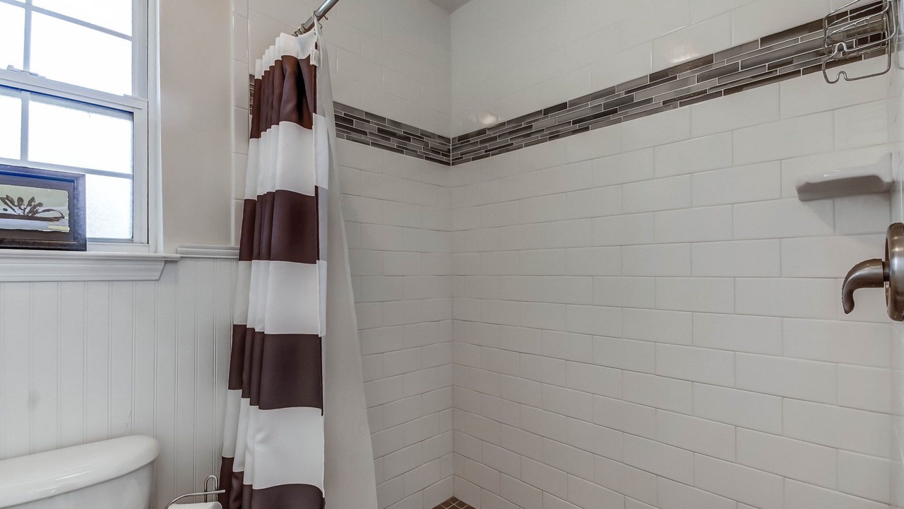 Photo of Bathroom in Fernandina Beach