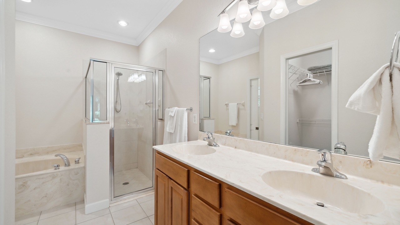 Photo of Bathroom in White City