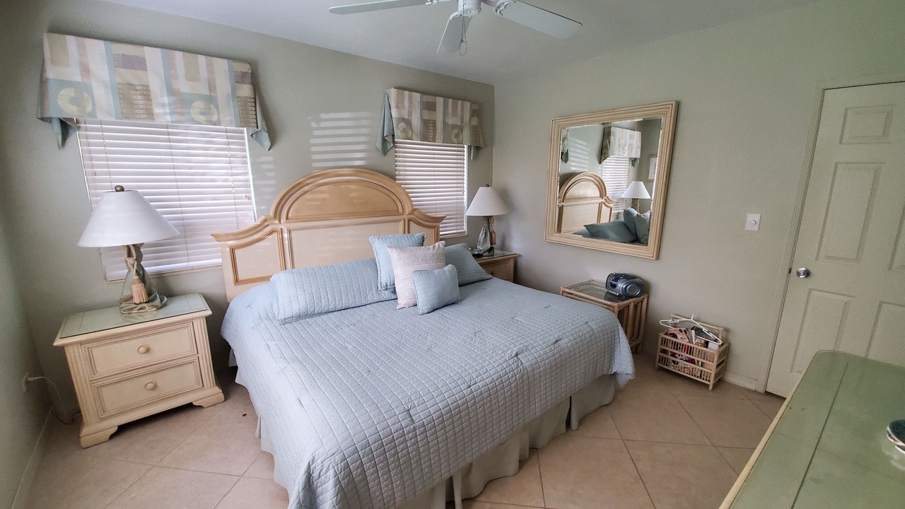 Photo of Bedroom in Hillsboro Beach