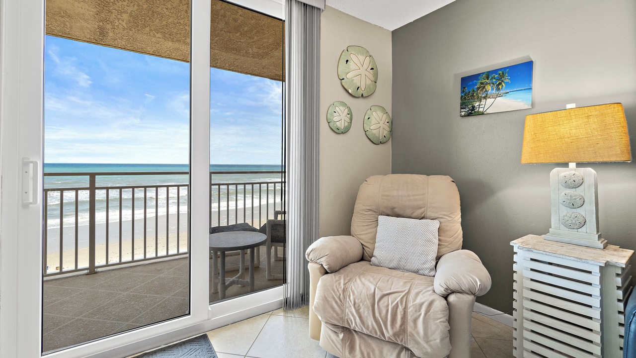 Photo of Livingroom in Indian Harbour Beach