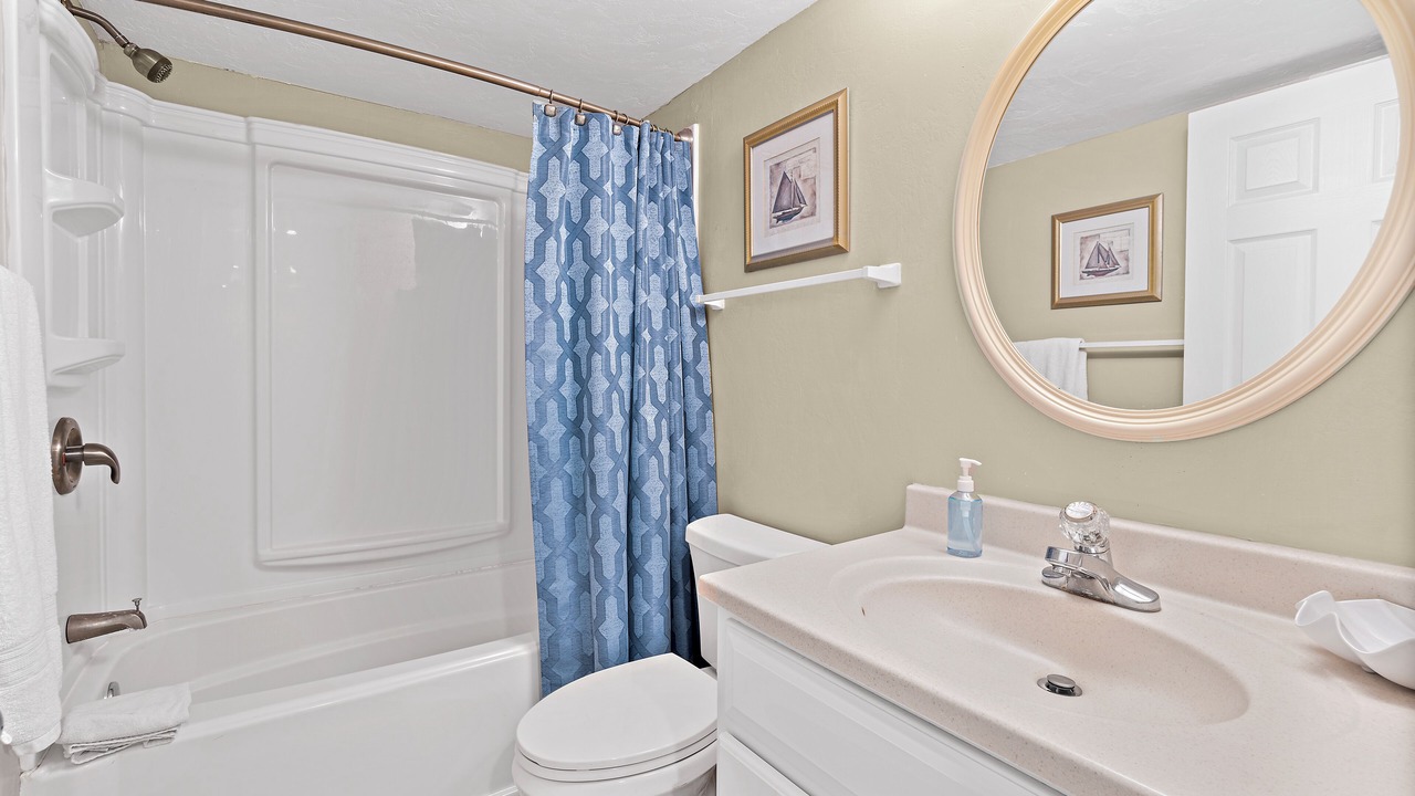 Photo of Bathroom in Indian Harbour Beach