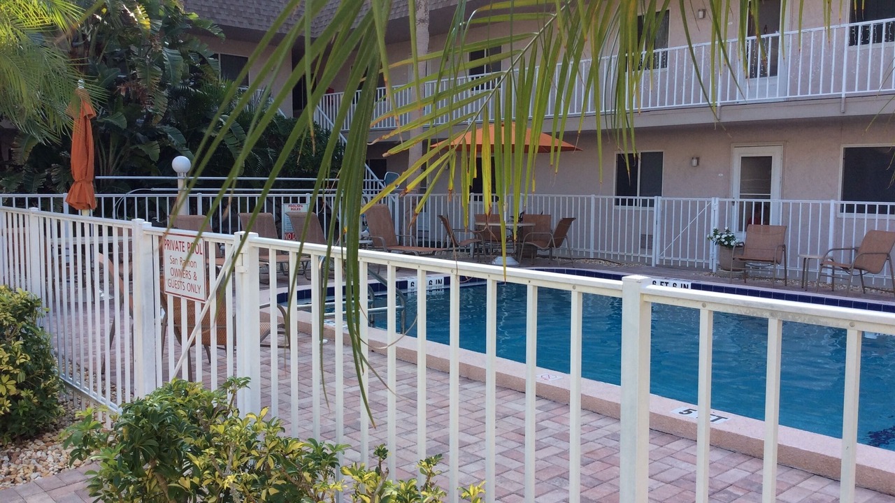 Photo of Outdoor in Golden Beach