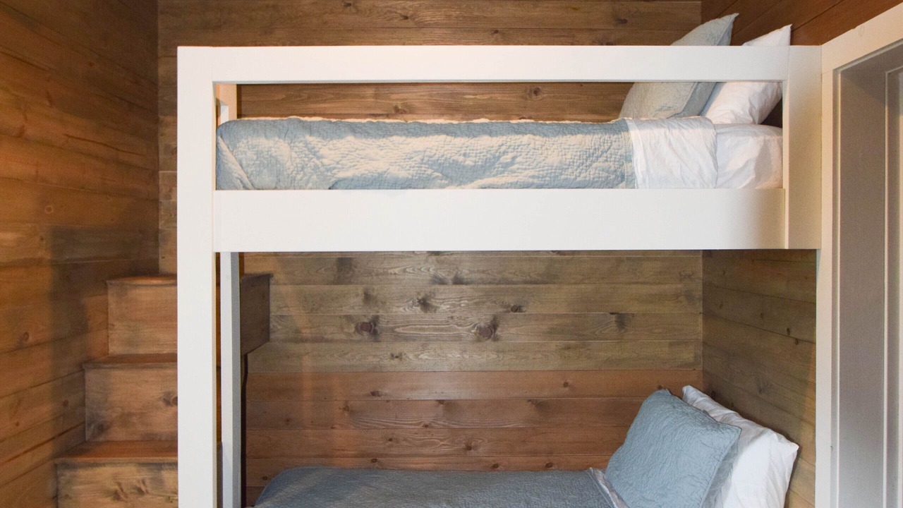 Photo of Bedroom in Crane Hill