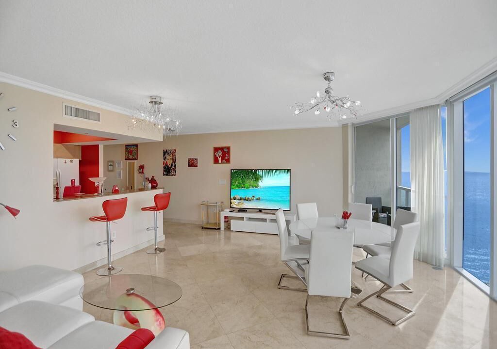 Photo of Others in Sunny Isles Beach