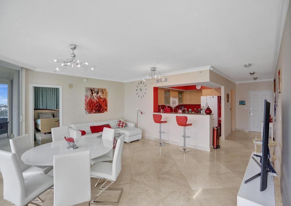 Photo of Others in Sunny Isles Beach