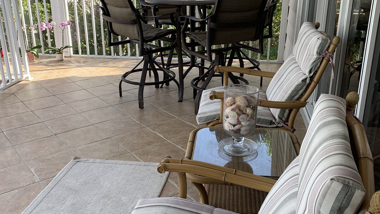 Photo of Outdoor in Mid Island