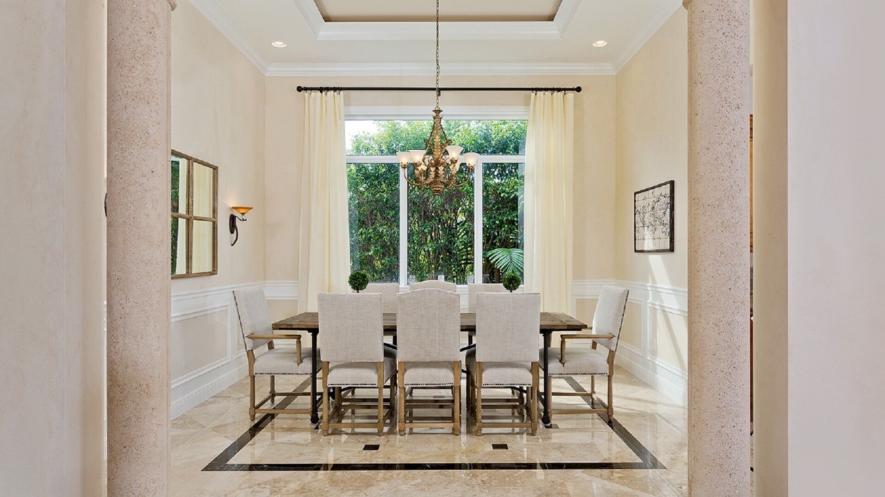 Photo of Livingroom in Cypress Point