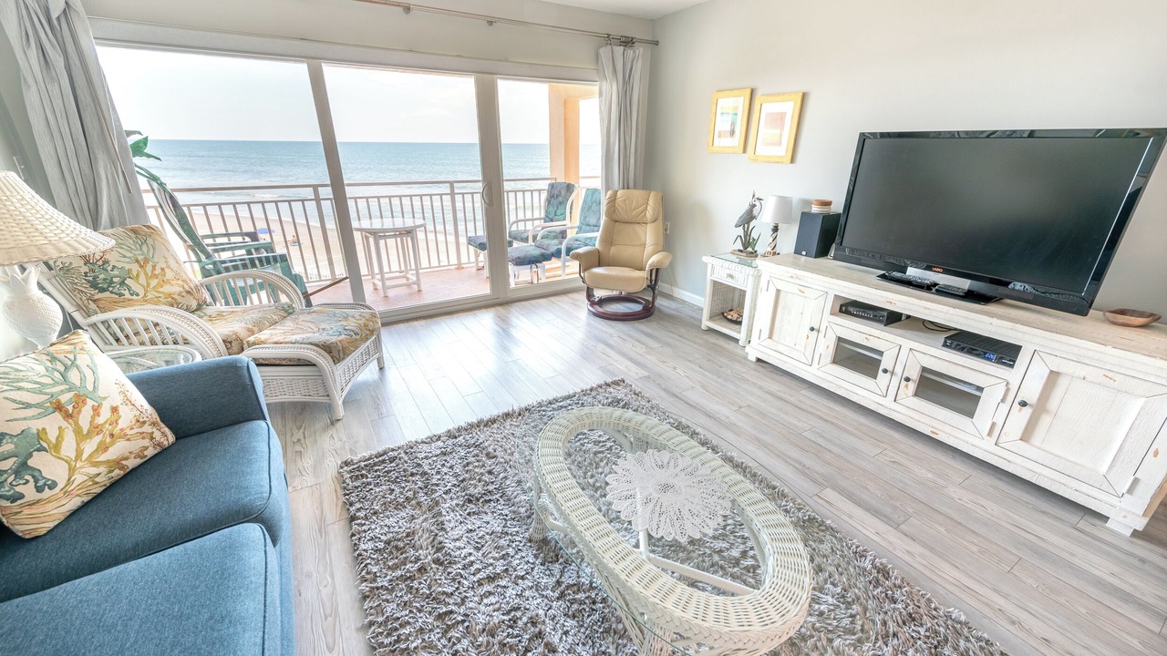 Photo of Livingroom in Satellite Beach