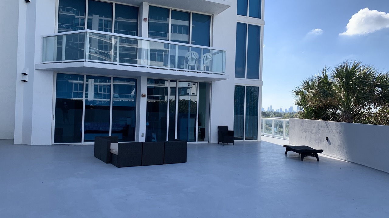 Photo of Patio Balcony in North Beach
