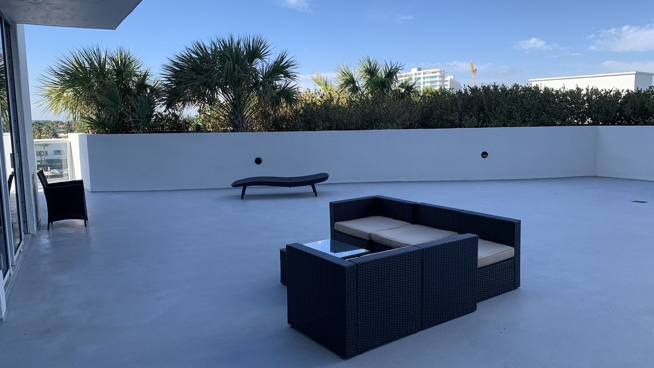 Photo of Patio Balcony in North Beach